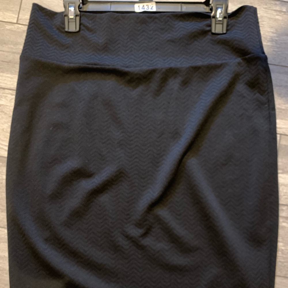 Black LuLaRoe Cassie Skirt